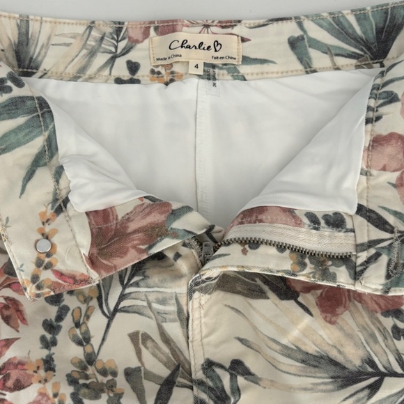 Charlie B skort - Picture 3 of 3